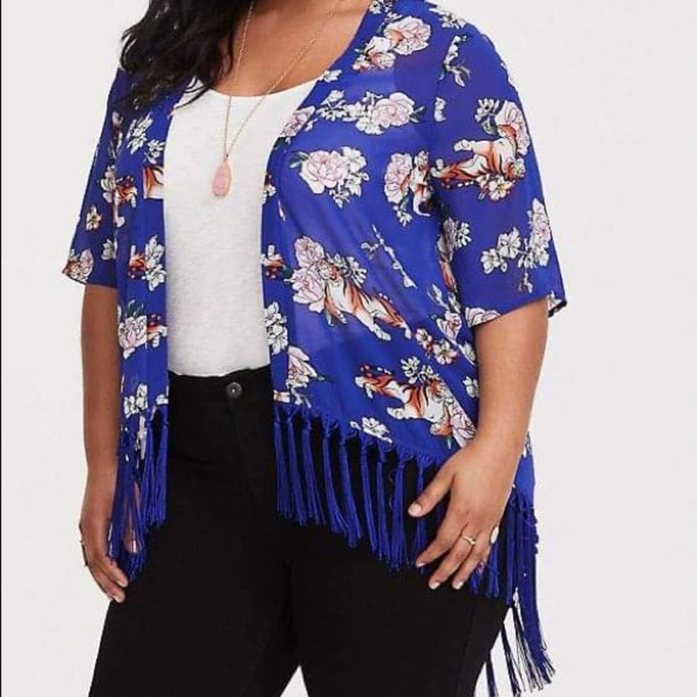 Torrid kimono